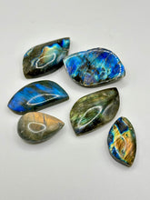 Load image into Gallery viewer, Labradorite cabochons