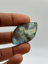 Load image into Gallery viewer, Labradorite Cabochons