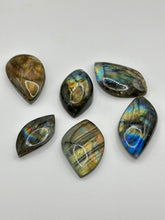 Load image into Gallery viewer, Labradorite cabochons