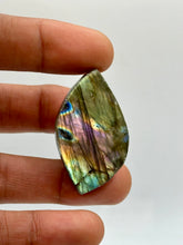 Load image into Gallery viewer, Labradorite Cabochons