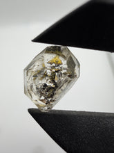 Load image into Gallery viewer, Enhydro Petroleum included double terminated Diamond Quartz Crystal