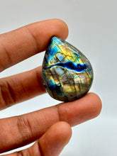 Load image into Gallery viewer, Labradorite Cabochons