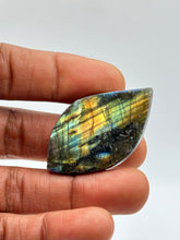 Load image into Gallery viewer, Labradorite Cabochons