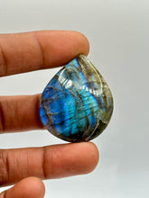 Load image into Gallery viewer, Labradorite Cabochons