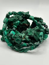 Load image into Gallery viewer, Malachite bracelet (free form)