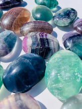 Load image into Gallery viewer, Light Green Fluorite Palm Stone