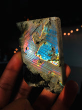 Load image into Gallery viewer, Multiple Flash Labradorite