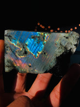 Load image into Gallery viewer, Multiple Flash Labradorite
