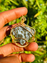 Load image into Gallery viewer, Moss Agate cabochon pendant
