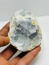 Load image into Gallery viewer, Blue Celesite geode