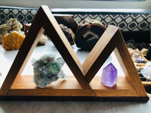 Load image into Gallery viewer, Crystal Alter Pyramid Set