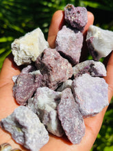 Load image into Gallery viewer, Raw Purple Lepidolite