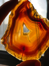 Load image into Gallery viewer, Druzy banded Agate slice