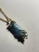 Load image into Gallery viewer, Blue Kyanite necklace