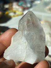 Load image into Gallery viewer, Elestial Quartz Point