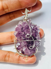 Load image into Gallery viewer, Flower Blossom Amethyst necklace